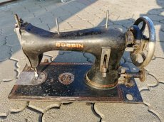Šicí stroj Bobbin - 3