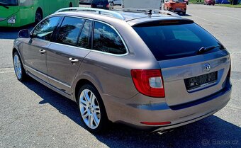 SUPERB ELEGANCE 2.0 TDI DSG 125KW - 3