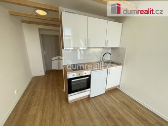 Pronájem bytu 1+kk 35 m2 P5 Smíchov po rekonstrukci loft cih - 3