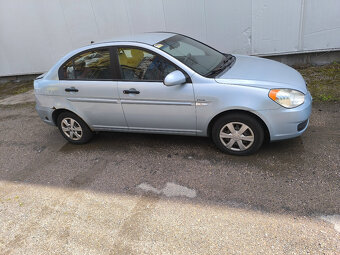 Hyundai Accent veškeré díly z vozu - 3