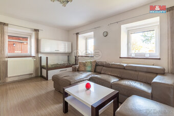Prodej rodinného domu, 439 m², Hrdějovice, ul. Na Návsi - 3
