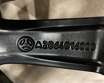 Orig. Alu kola Mercedes C-Klasse 225/50/17 DOT23 - 3