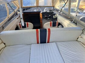 Motorová kajutová loď Sunseeker Portofino 25 - 3