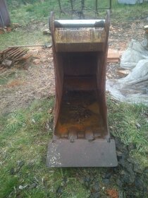 Lžíce na bagr 10-20t. - 3