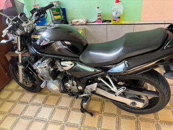 Suzuki Bandit 600 - 3