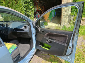 Prodám Ford Fiesta 2007/1,3i, 51kW, Euro 4 - 3