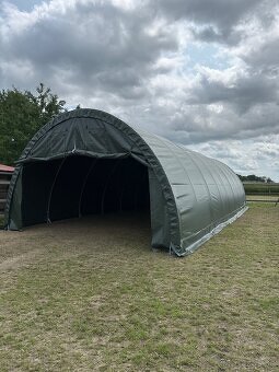 Prodám novou plachtovou halu o rozměrech 6,1 × 12.81 × 3,66m - 3