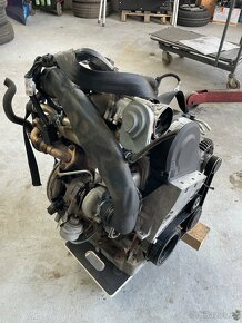 Kompletní motor 1,9tdi 77kw BSW Fabia II Roomster - 3