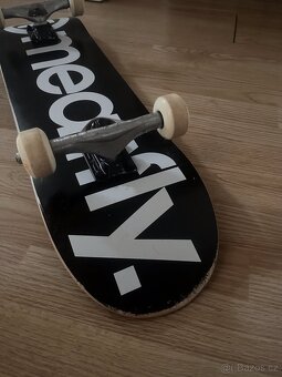 Skateboard - 3