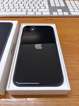Apple iPhone 11 - 64GB Černý - baterie 98% - jako Nový - 3