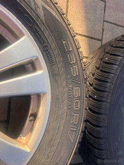 Zimní pneu 235/60R17 - 3