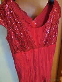 Elegantní plesové šaty - 3