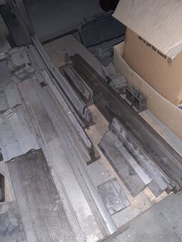 Ohraňovací lis Baykal - 3