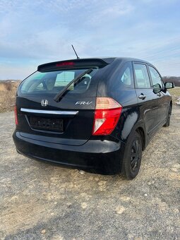 Honda FR-V 1,8i - 3