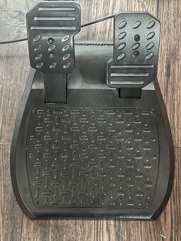 Thrustmaster T150 pedály brzda, plyn - 3