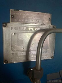 Hydraulicky lis 10 tun (100 kN) - 3