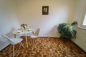 Liberec - Doubí, prodej prostorného bytu 4+1 s lodžií (85 m2 - 3