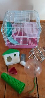 Klec pro myšku + 3×hračka + plast.přepravka + pítko kuličkou - 3