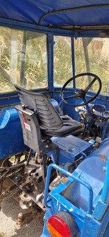 Traktor Zetor 25 - 3