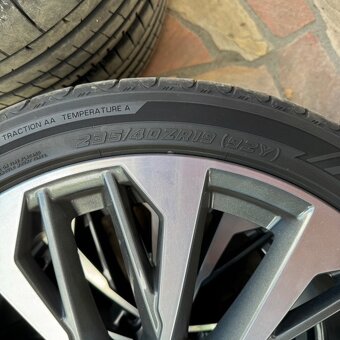 Pneumatiky Yokohama 235/40 R19 letní pneu 235 40 19 - 3