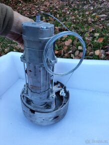 Italo 200, Motor pro rolovací mříž i na jiné realizace.. - 3