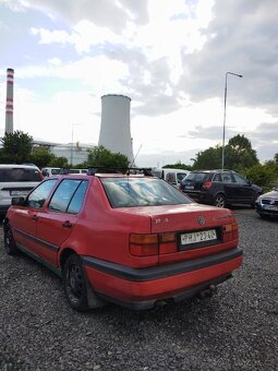 VW Vento - 3
