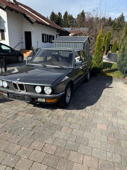 Bmw e28 528i - 3