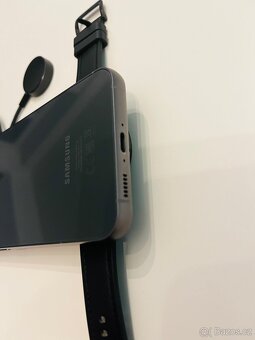 Samsung S23 FE + Samsung Galaxy watch 6 - 3