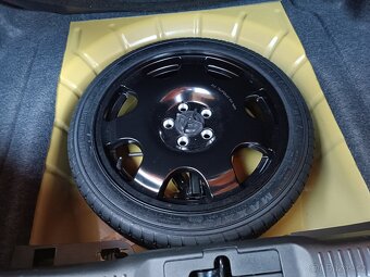 Prodám Ford Mustang 5.0 Gt V8,326kw,rv.2017 koupeno nové v Č - 3
