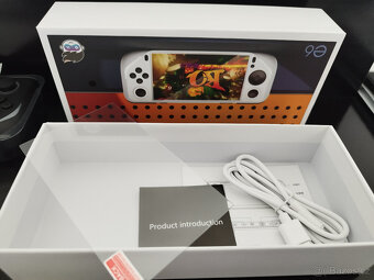 Handheld herní konzole E6 64GB (černá) +10000 her - 3