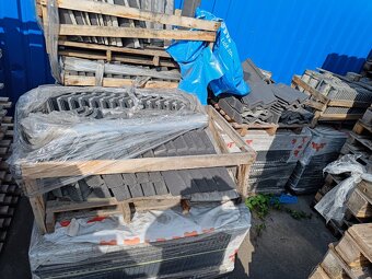 Betonové tašky a doplňky - komplet na střechu 100m2 - 3
