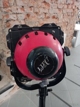 Studiové světlo LIFP - 3