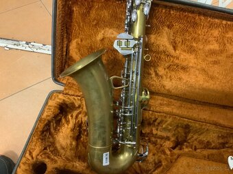 Saxofon AMATI - 3