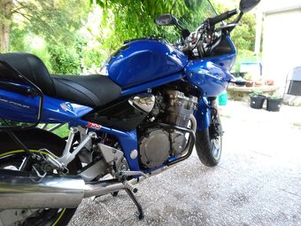 Suzuki Bandit 600 - 3