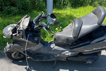 Prodám skútr HONDA FJS 400 Silver Wing na náhradní díly - 3
