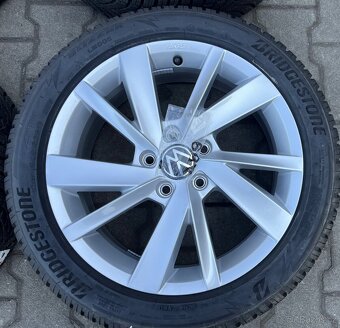 Volkswagen Golf 8 disk 6,5x17 5x112 ET46 pneu 205/50/17 93V - 3