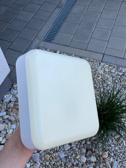 LED venkovní světla LEDVANCE – 2 ks + 1 zdarma, plně funkční - 3
