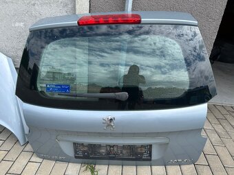 Peugeot 207 SW kapota nárazník dveře - 3