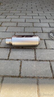 Výfuk - 3