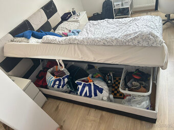 Manželská postel s úložným prostorem - 3
