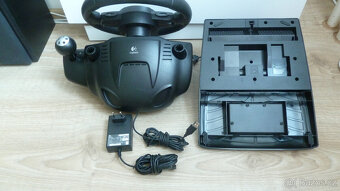 Simulátorový volant Logitech Driving Force GT, málo jetý - 3
