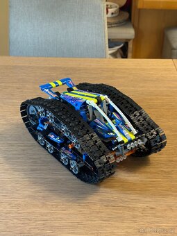 LEGO Technic 42140 - 3