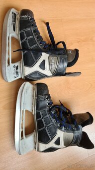 Brusle CCM 92 dětské vel. EUR 35 - 3
