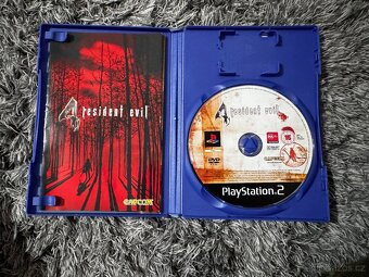 Resident evil 4 PS2 - 3