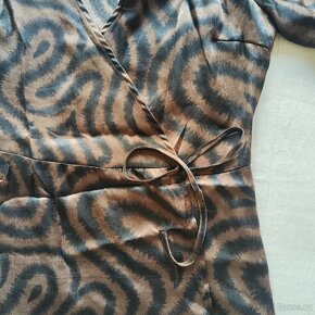 Dámské zavinovací šaty nad kolena vel 40 - 3