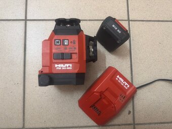 Laser 3x360 ° Hilti PM 30-MG + Stativ+bat B12-30 - 3
