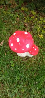 Zahradní dekorace- Muchomůrky - 3