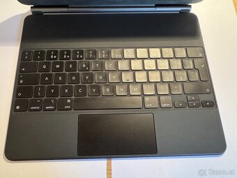 MAGIC KEYBOARD Apple iPad 12,9" / Air 13" (2024) klávesnic - 3