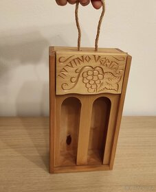 Ozdobná dřevěná krabička na víno/likér - 3