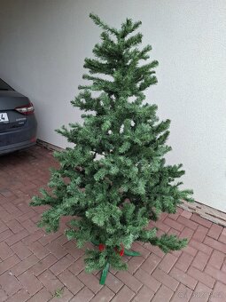 Vánoční stromek 1,60 - 3